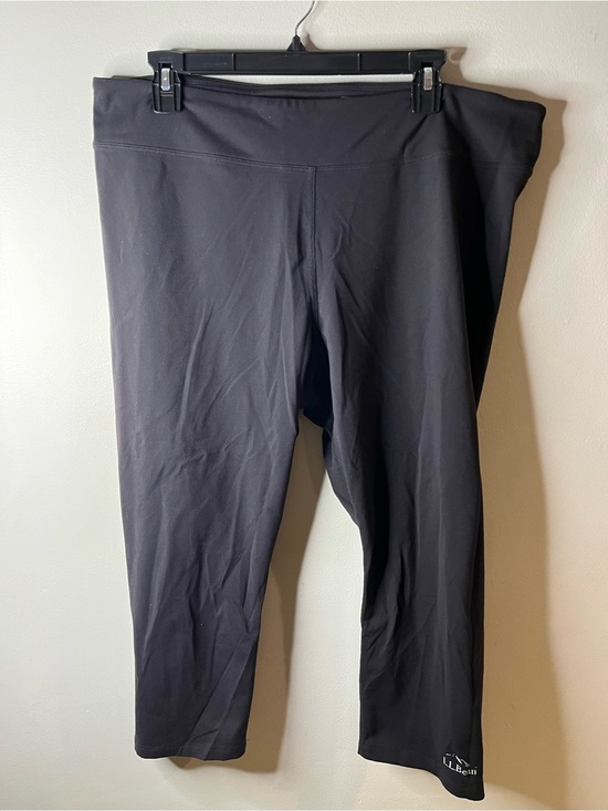 L.L. Bean Pants - L.L. Bean Black Women's Capri Leggings with Wide Waistband